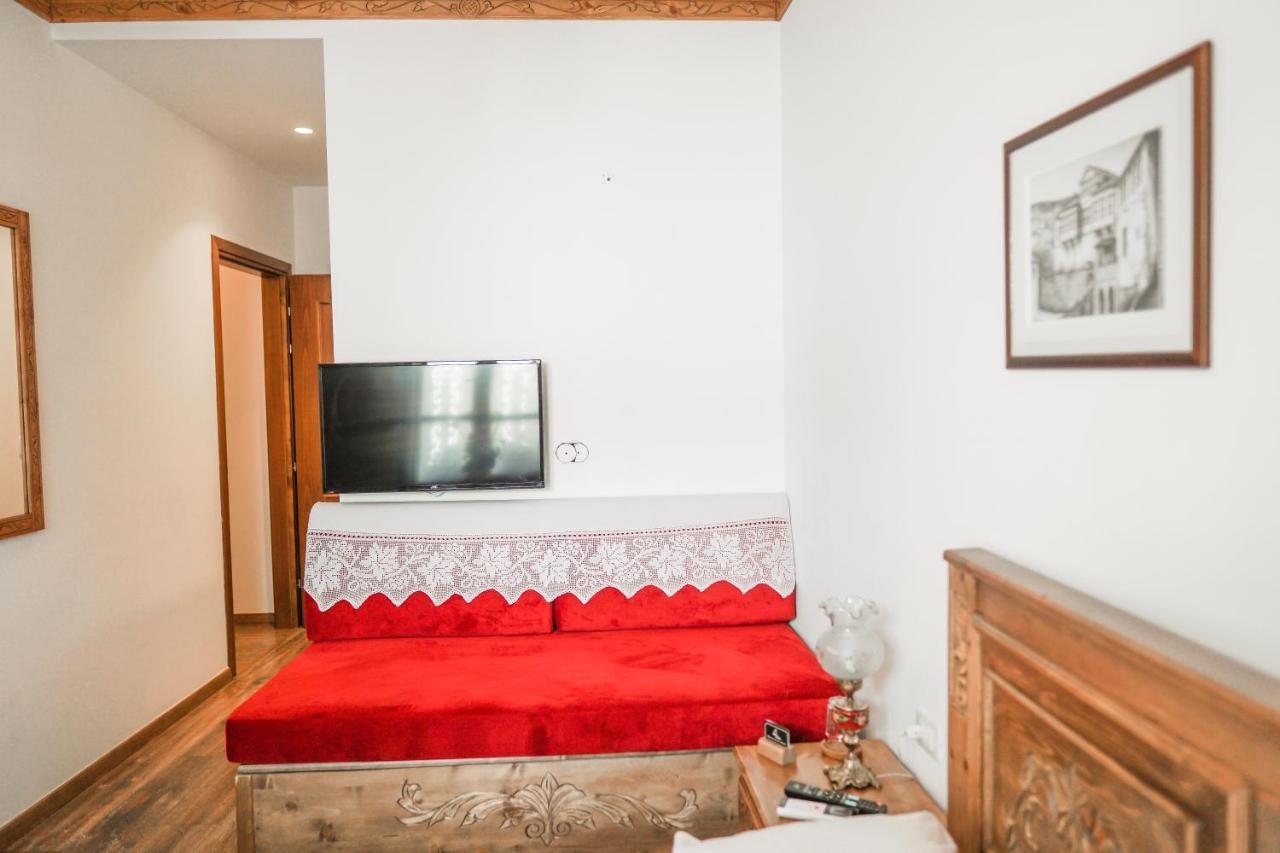 4Rooms Hotel Gjirokastër Eksteriør bilde