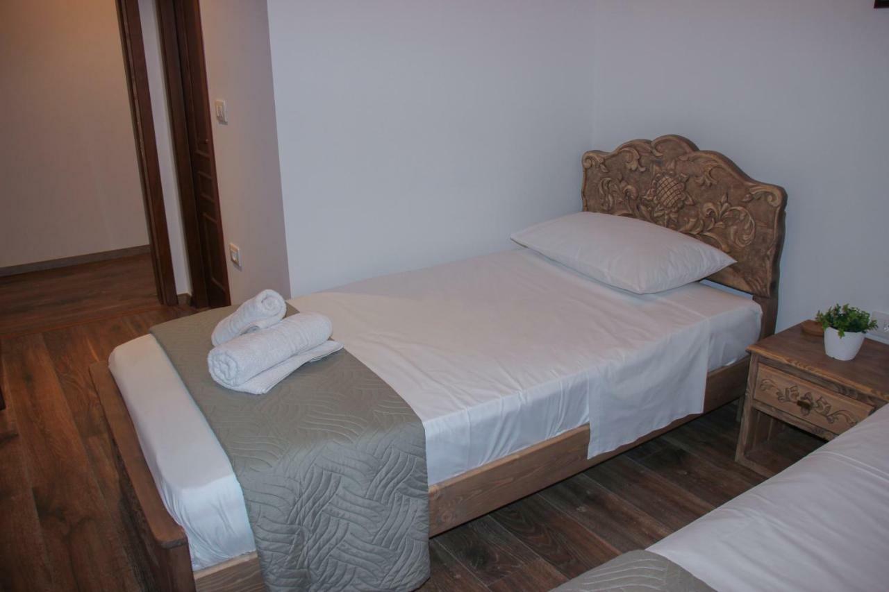 4Rooms Hotel Gjirokastër Eksteriør bilde